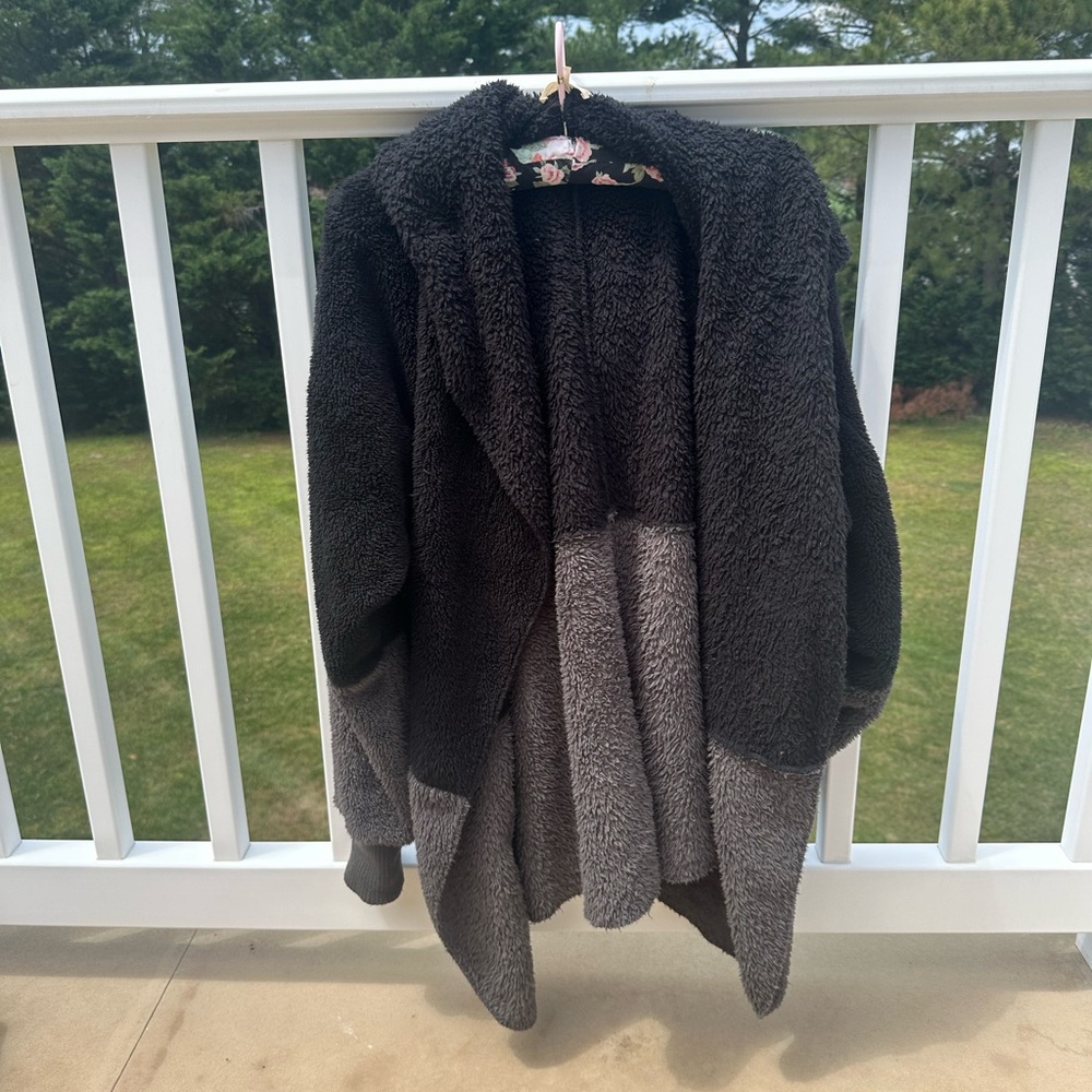 Cozy Black and Gray Women's Jacket